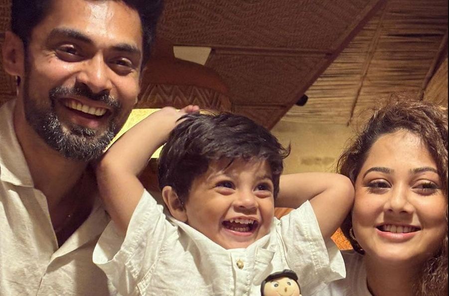 ‘বিশেষ’ বছরে মায়ের কাছে প্রার্থনা শিল্টনের? মোহনবাগানের ‘বাজপাখি’র কামব্যাক থেকে দ্বিতীয়বার পিতৃত্ব