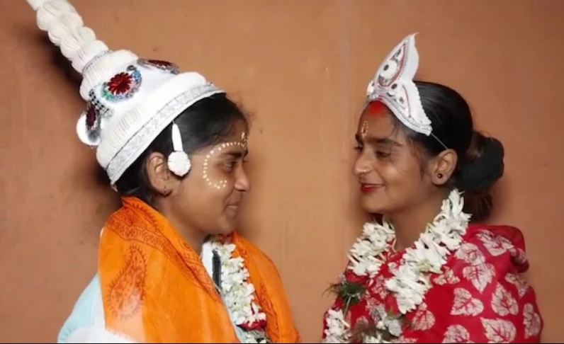 ‘সাহসিনী’ দুই কন্যার বিবাহ! অভিষেকের আশির্বাদ! রিয়া এবং রাখীর প্রেম পরিণতি! লিঙ্গসমতা ও প্রান্তিক যৌন পরিচিতি