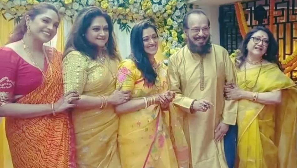পিসি সরকারের বাড়িতে বিরাট ব্যস্ততা! মৌবনির গায়ে হলুদে বোনদের সঙ্গে চলল খুনসুটি!