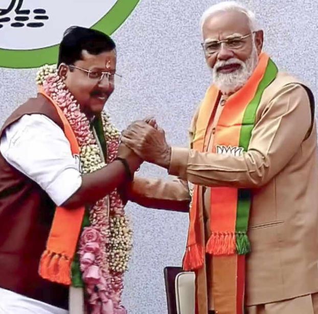 আমার নতুন ‘বস্’! বললেন প্রধানমন্ত্রী! নবীন নেতা নিতিনকে বিজেপি সভাপতির দায়িত্ব দিয়েই প্রশস্তি মোদীর