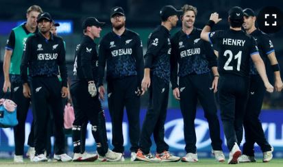 ইডেনের সেমিফাইনালে বিতর্ক, কাঠগড়ায় ভারতীয়! কেকেআর তারকার সেঞ্চুরিতে ফাইনালে নিউজিল্যান্ড! ‘চোকার্স’ তকমা নিয়েই বিদায় প্রোটিয়াদের