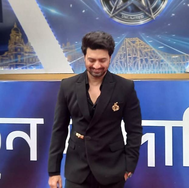 পশ্চিমবঙ্গের নতুন ‘দাদা’ দেব! পালাবদলে বদলে গেলেন রাজ্যের ‘দাদা’! ব্রাত্য সৌরভ