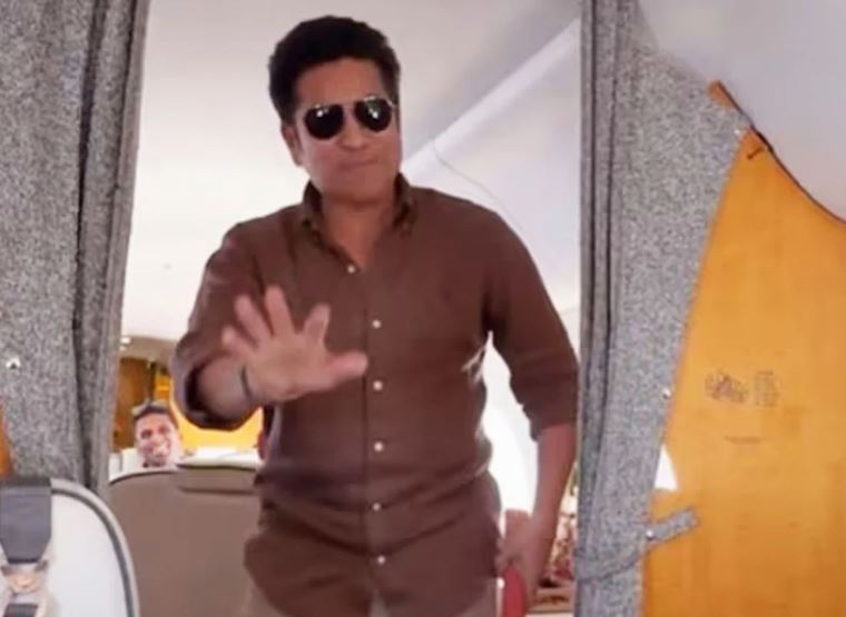 মাঝ আকাশে চ্যালেঞ্জ ছুড়লেন মাস্টার ব্লাস্টার? এবার বিমানেই ক্রিকেট ‘ক্রিকেটের ঈশ্বর’ শচীনের, ‘আউট করতে পারবে না’
