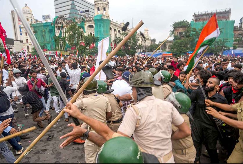খিদিরপুর-পার্ক সার্কাস থেকে লোক! ধর্মতলার অশান্তিতে আফরোজ-নাহিম-তাহিন-নিজাম-সহ ৭০ জন চিহ্নিত