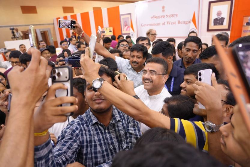 ১০০ জন নিট কৃতীকে সংবর্ধনা মুখ্যমন্ত্রীর! রাজ্যে স্বাস্থ্যের পরিকাঠামো, পরিবেশ উন্নয়নে জোর