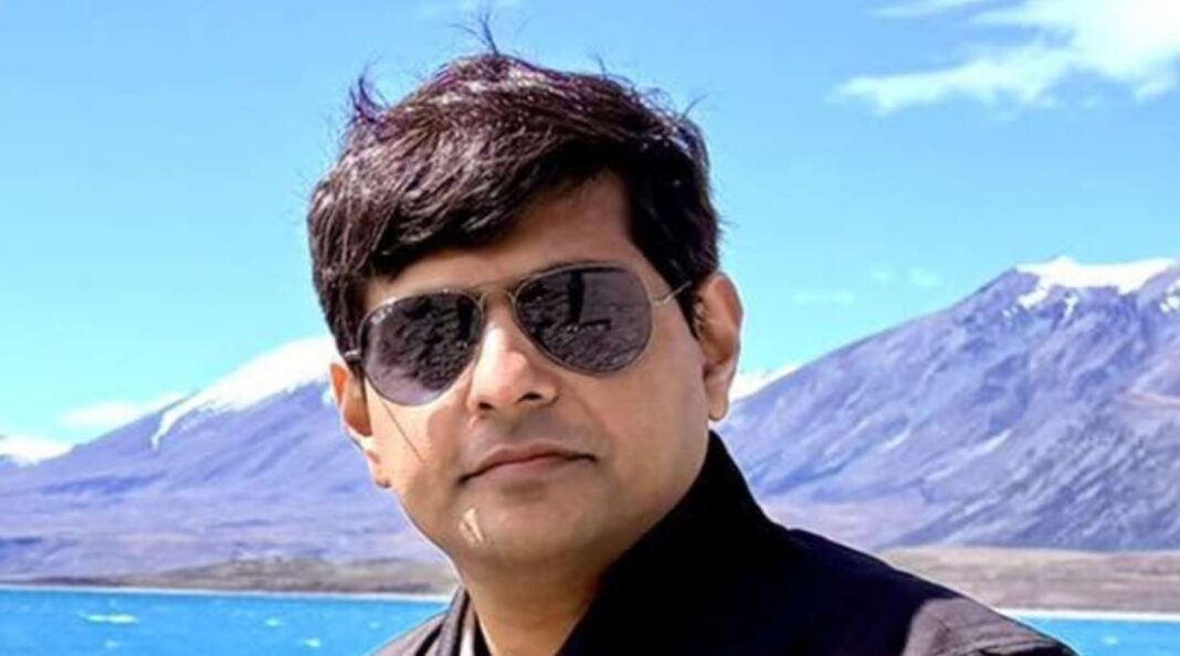 বাংলা ক্রিকেটে রাজনীতি! এবার যুদ্ধে নামানো হল সমরকে? অভিষেকের বিরুদ্ধে চিঠি মুখ্যমন্ত্রীকে!’পালবাবুর কীর্তি’ হাসাহাসির রোল ময়দানে