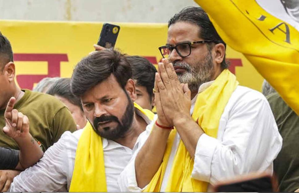 প্রথম বার ভোটে দাঁড়ানো ভোটকুশলী প্রশান্ত কিশোরের বাজিমাত! বিজেপির সর্বভারতীয় সভাপতি নিতিন নবীনের ছেড়ে দেওয়া বাঁকিপুর