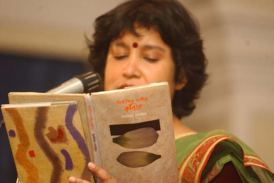 ১৯টি বছর পার! কলকাতায় প্রত্যাবর্তন! তসলিমা নাসরিন কিন্তু কলকাতার বাংলাই বলেন