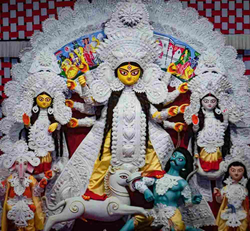 ডাকের সাজের নেপথ্যে অন্য গল্প? ‘ডাক’ কি সত্যিই ডাক বিভাগ! নাকি সেই শিল্প? ডাকের সাজের নেপথ্যে অন্য গল্প? ‘ডাক’ কি সত্যিই ডাক বিভাগ! নাকি সেই শিল্প?