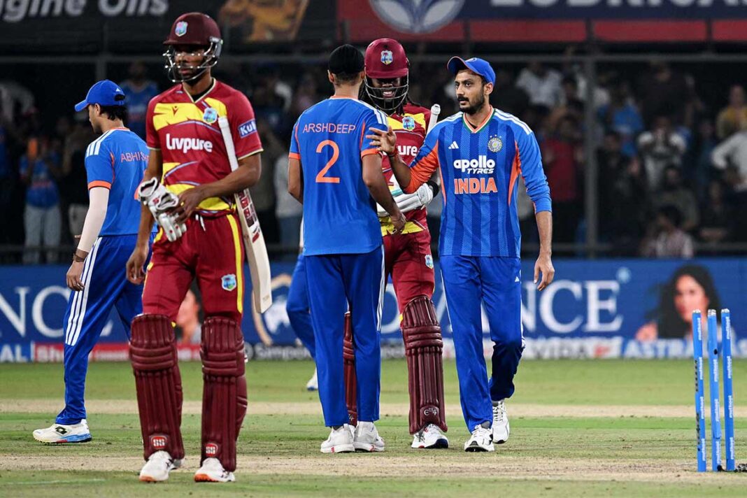বিনামূল্যের টিকিটের কালোবাজারি! ভারত-ওয়েস্ট ইন্ডিজ ম্যাচের আগে গ্রেপ্তার ক্রিকেটকর্তা-সহ ৪ বিনামূল্যের টিকিটের কালোবাজারি! ভারত-ওয়েস্ট ইন্ডিজ ম্যাচের আগে গ্রেপ্তার ক্রিকেটকর্তা-সহ ৪